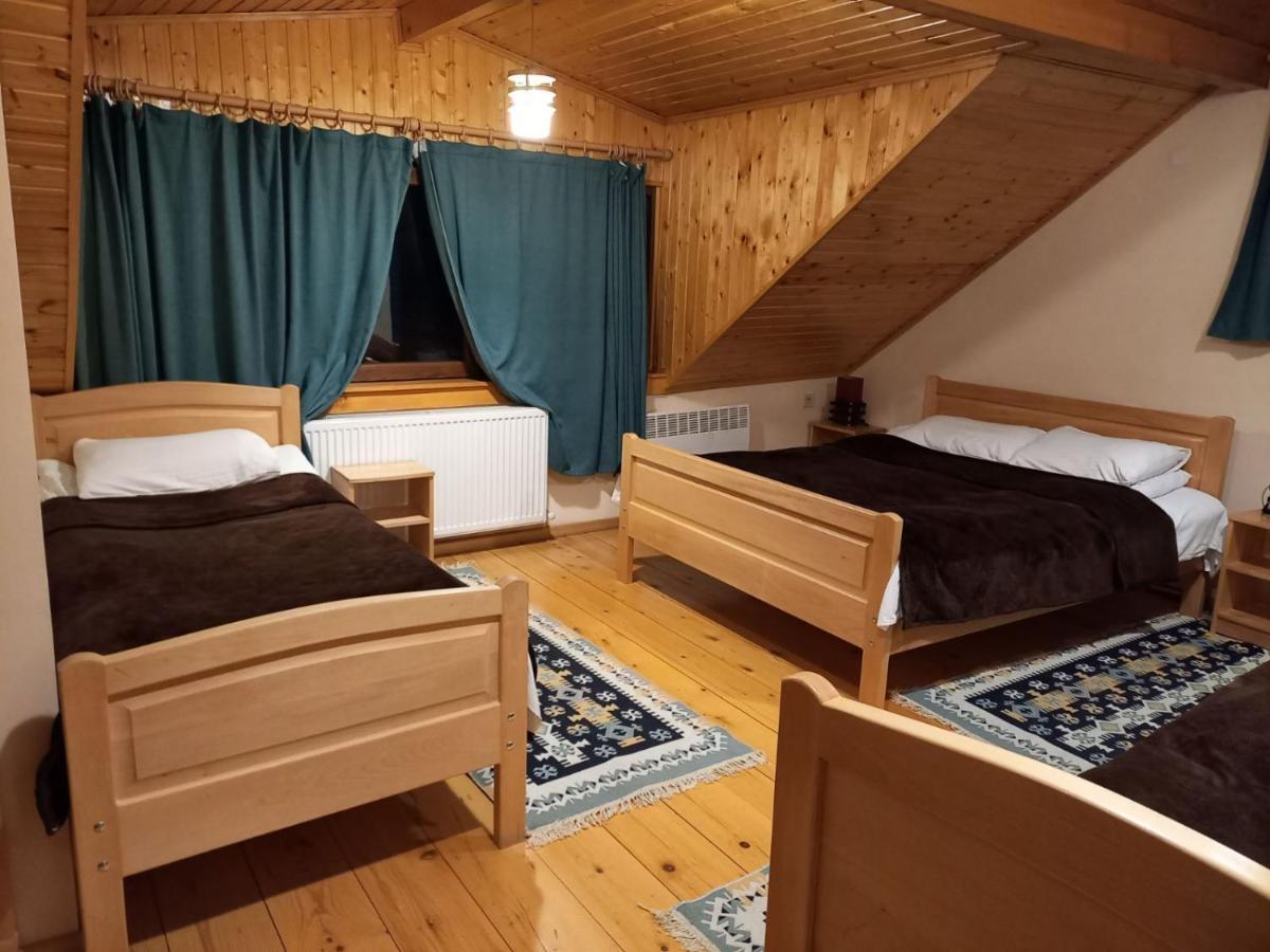 Guesthouse Edelweiss Mestia Zewnętrze zdjęcie