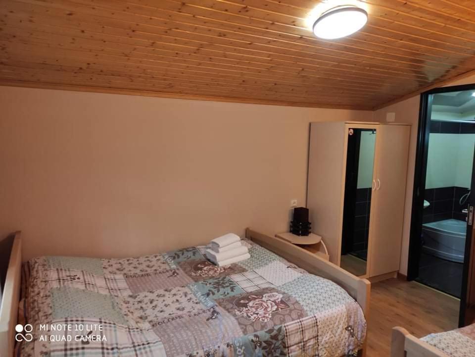 Guesthouse Edelweiss Mestia Pokój zdjęcie